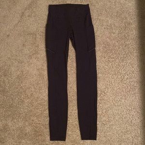 Lululemon leggings with pockets